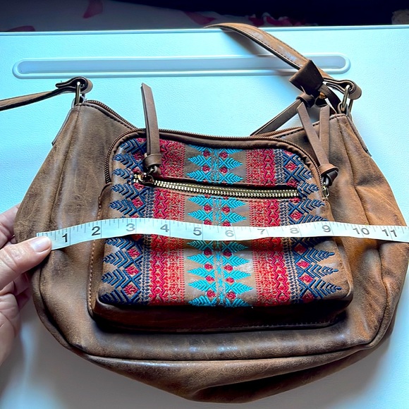 NWOT  Santa Fe Pattern Charming Charlie Brand Crossbody : or Shoulder Bag - Picture 3 of 10